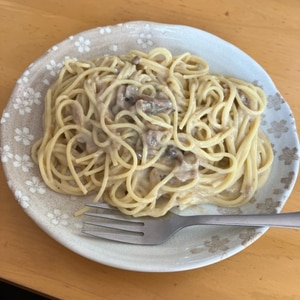 牛乳で濃厚☆きのこたっぷりチーズクリームパスタ